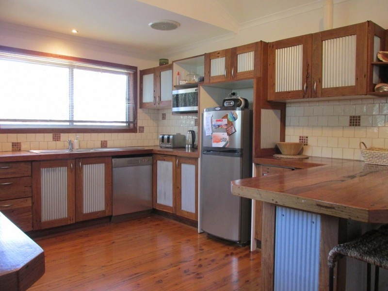 16 Tallawang Ave, Malua Bay NSW 2536