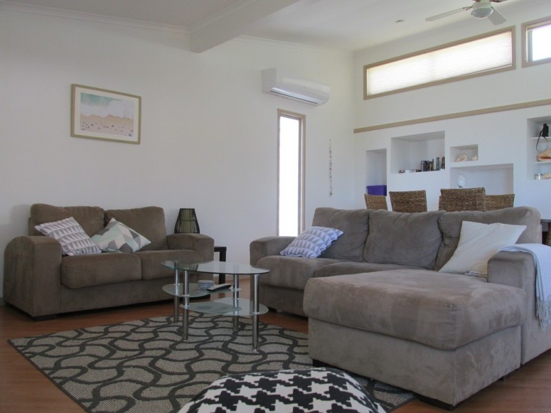 16 Tallawang Ave, Malua Bay NSW 2536