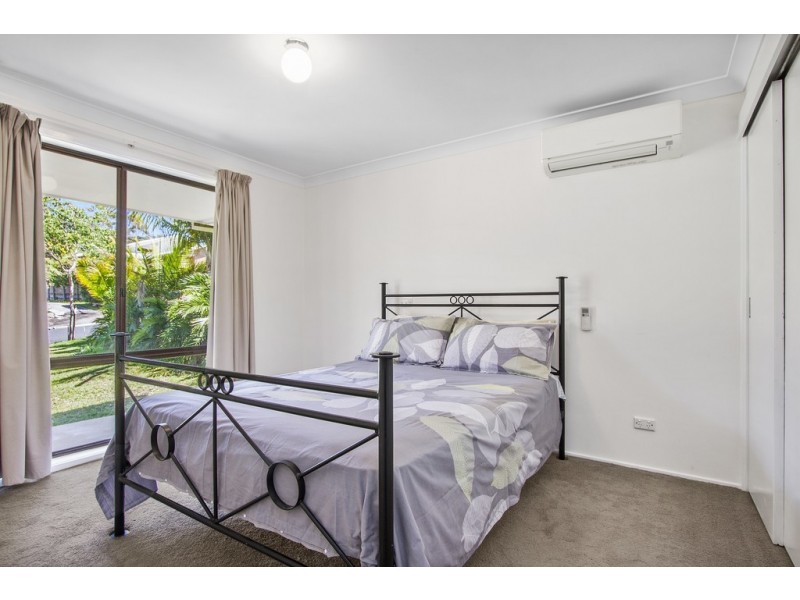 64 Eric Fenning Drive, Surf Beach NSW 2536