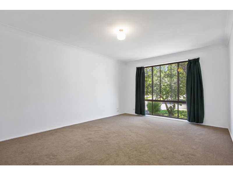 64 Eric Fenning Drive, Surf Beach NSW 2536