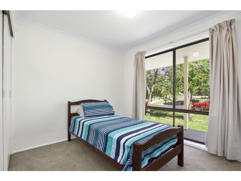 64 Eric Fenning Drive, Surf Beach NSW 2536