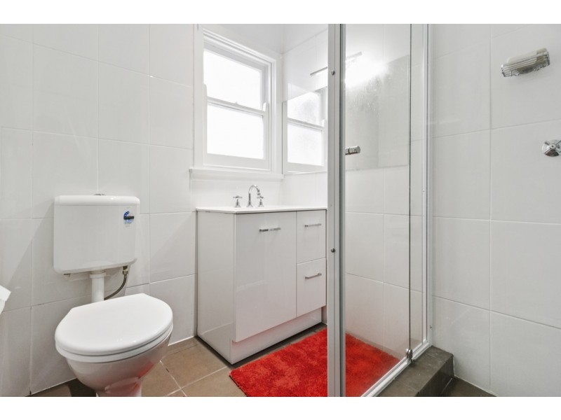 8 Clare Crescent, Batehaven NSW 2536