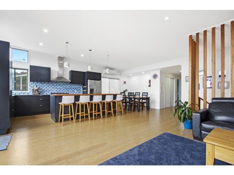 32 Dell Parade, Moruya Heads NSW 2537