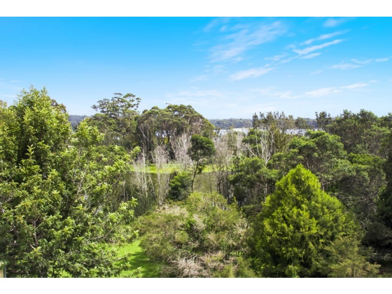 32 Dell Parade, Moruya Heads NSW 2537