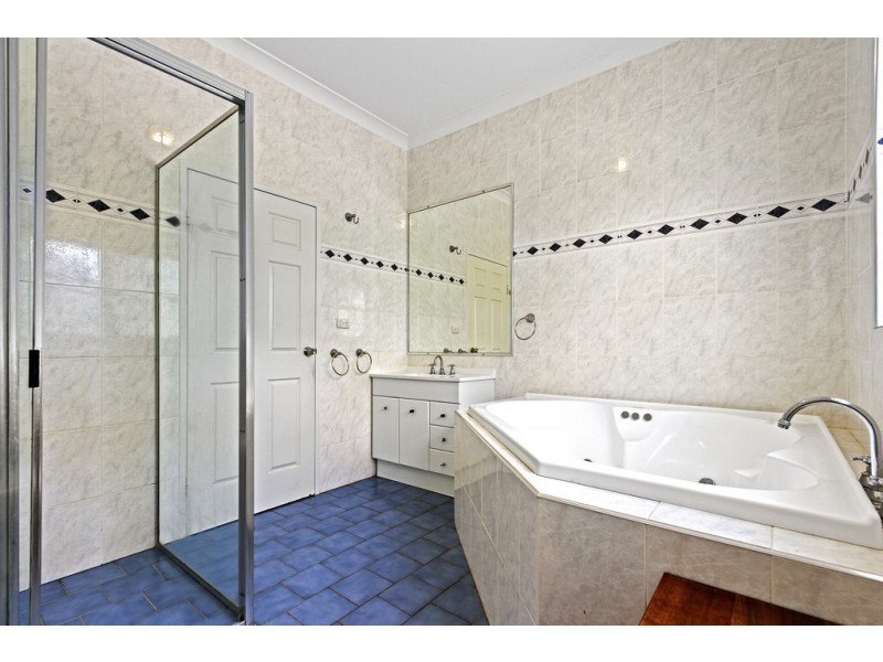 6 Kauzal Crescent, Surf Beach NSW 2536