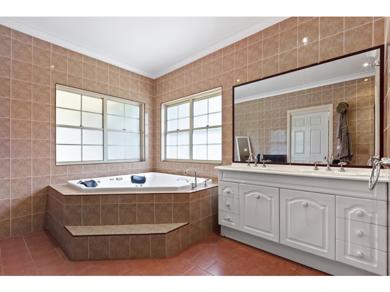 6 Kauzal Crescent, Surf Beach NSW 2536