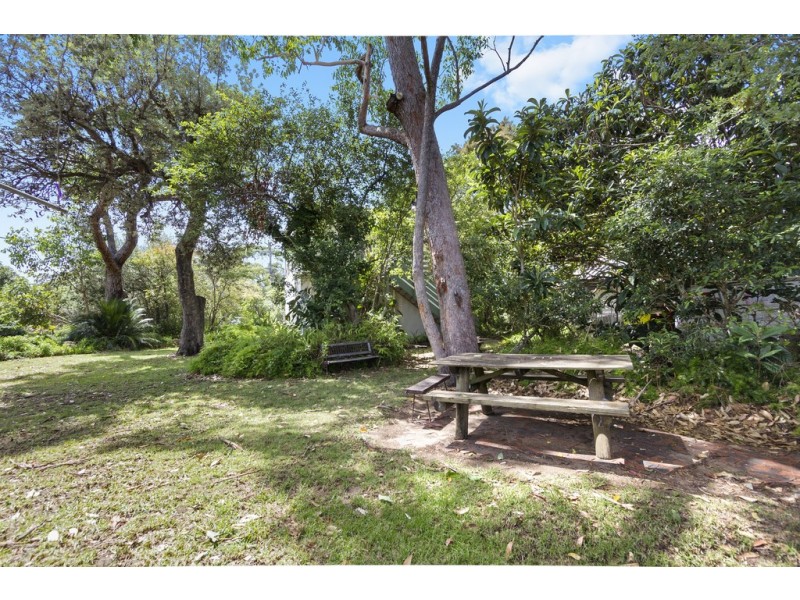 95 Coronation Drive, Broulee NSW 2537