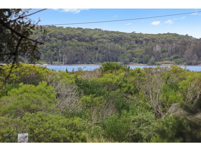 95 Coronation Drive, Broulee NSW 2537