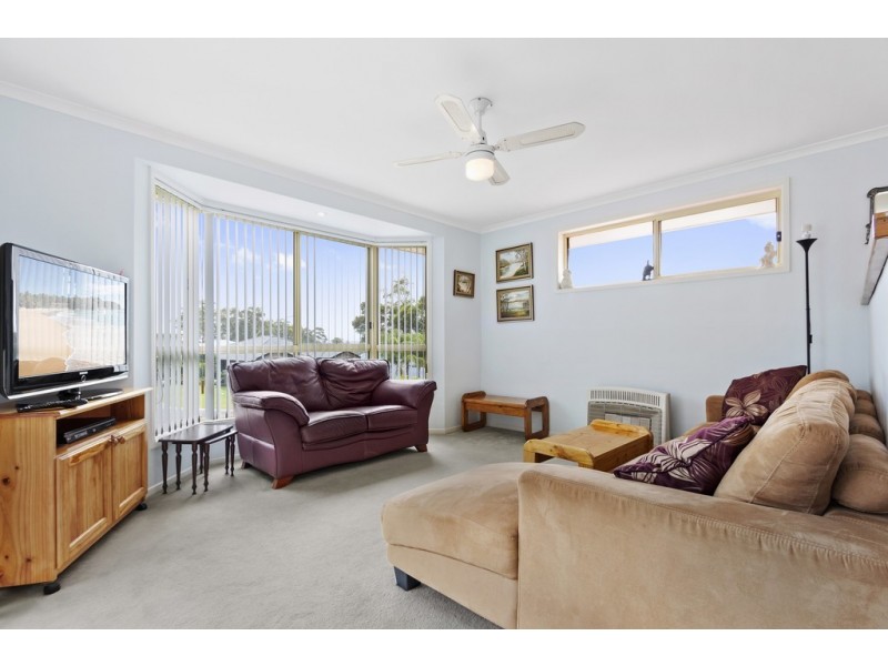 5 Cox Place, Sunshine Bay NSW 2536