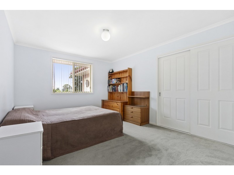 5 Cox Place, Sunshine Bay NSW 2536