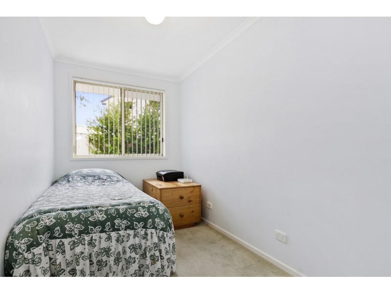 5 Cox Place, Sunshine Bay NSW 2536