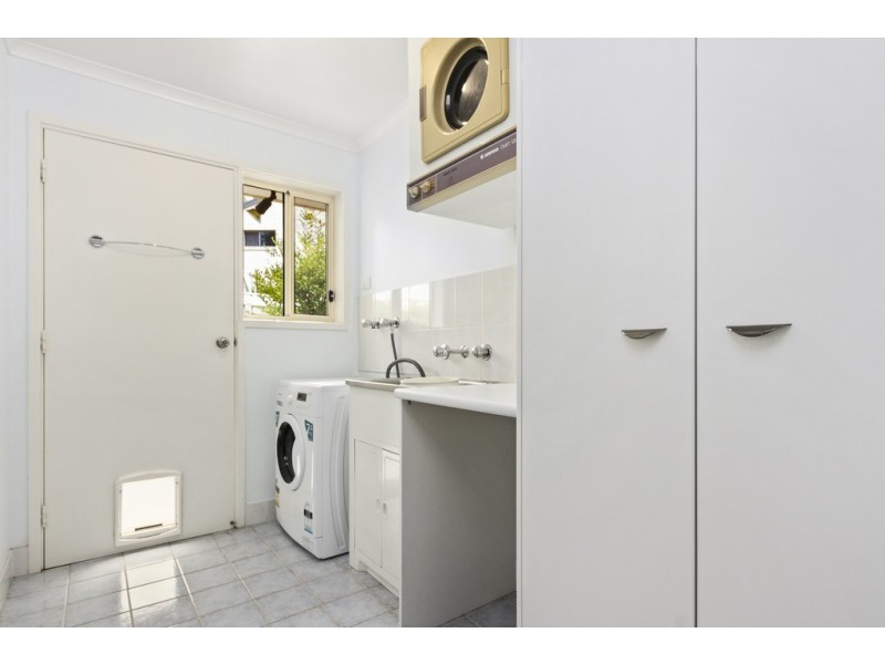 5 Cox Place, Sunshine Bay NSW 2536