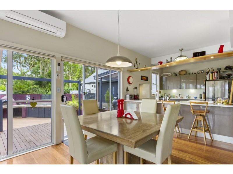 19 Annetts Parade, Mossy Point NSW 2537