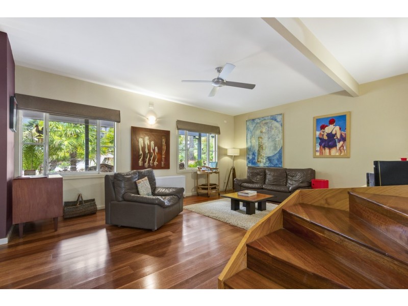 19 Annetts Parade, Mossy Point NSW 2537