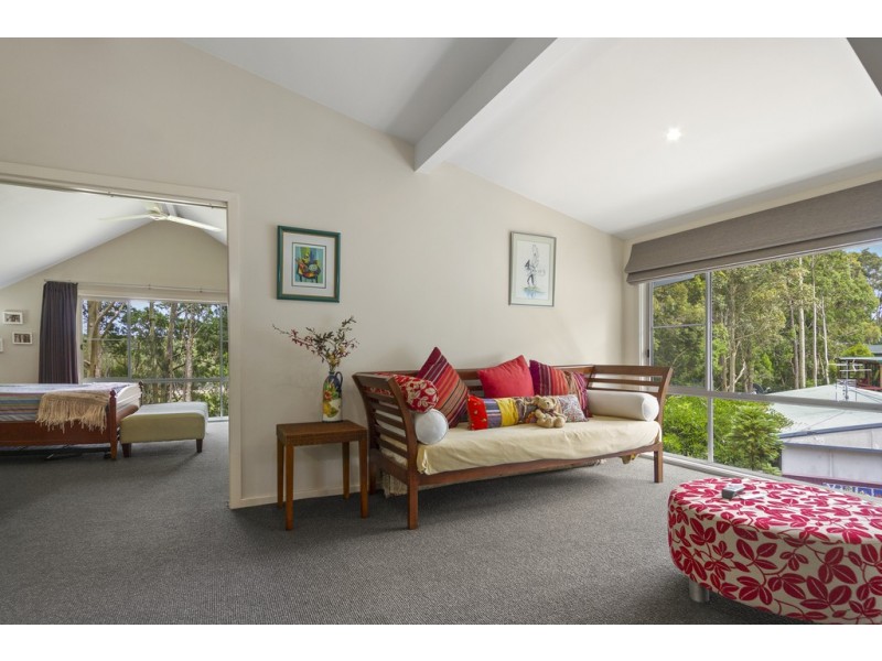 19 Annetts Parade, Mossy Point NSW 2537
