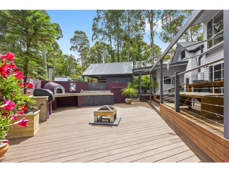 19 Annetts Parade, Mossy Point NSW 2537