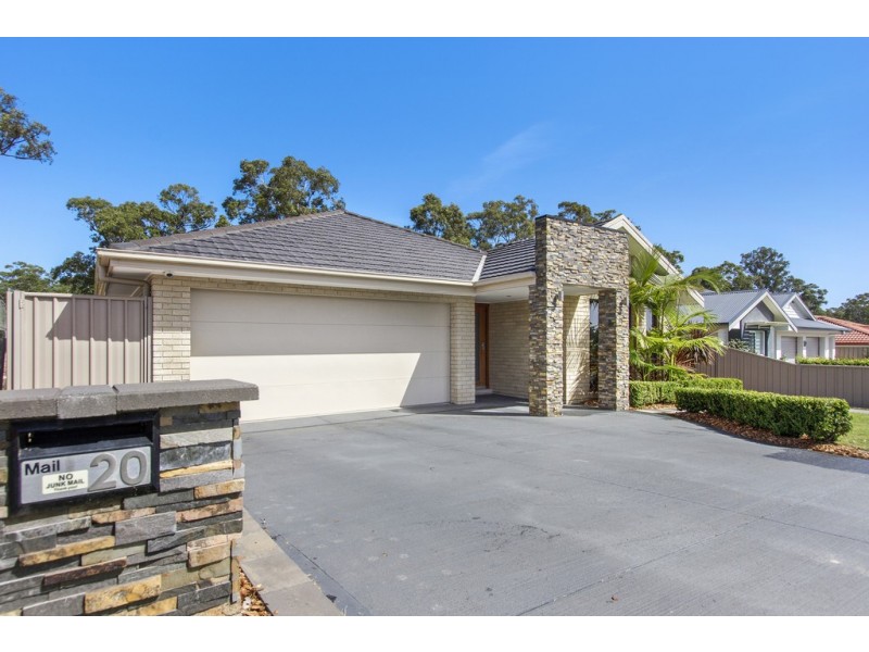 20 Freycinet Drive, Sunshine Bay NSW 2536