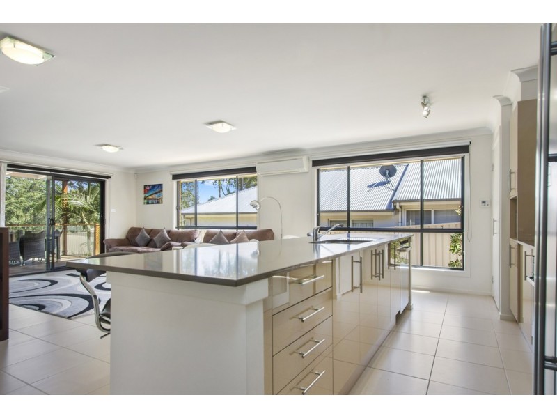 20 Freycinet Drive, Sunshine Bay NSW 2536