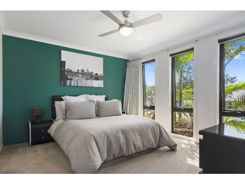 20 Freycinet Drive, Sunshine Bay NSW 2536