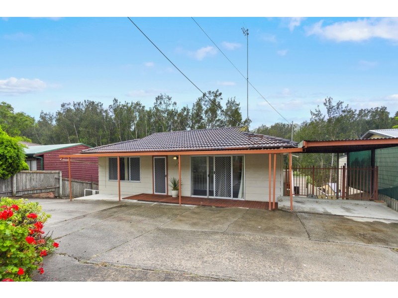126 Country Club Drive, Catalina NSW 2536