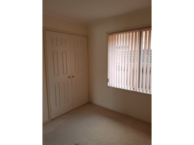 4 Caley Place, Sunshine Bay NSW 2536