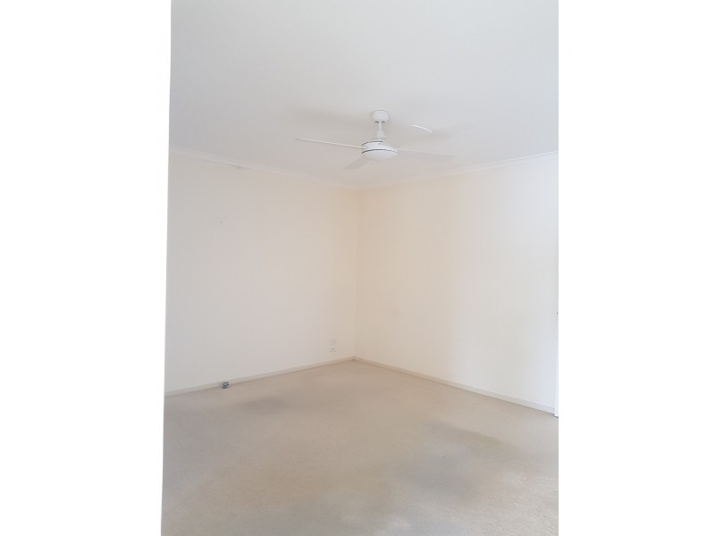 4 Caley Place, Sunshine Bay NSW 2536