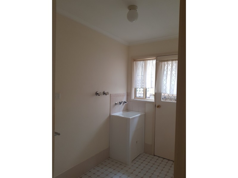 4 Caley Place, Sunshine Bay NSW 2536