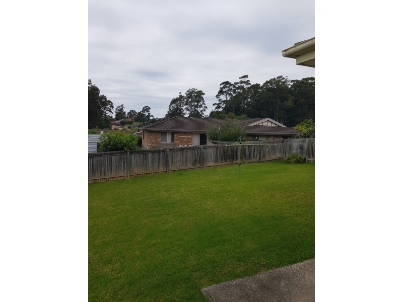 4 Caley Place, Sunshine Bay NSW 2536