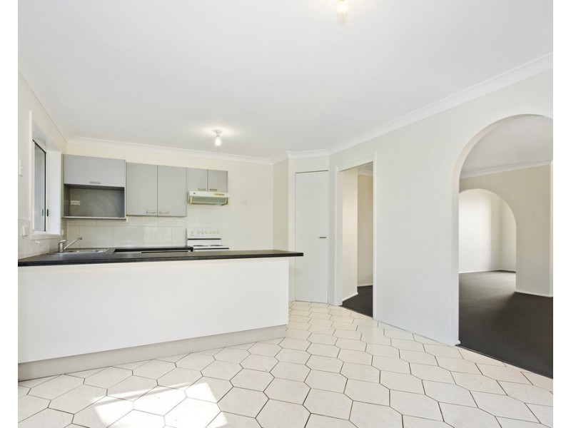 37 Dominic Drive, Batehaven NSW 2536