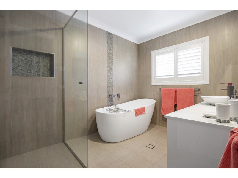 19 Martin Place, Broulee NSW 2537