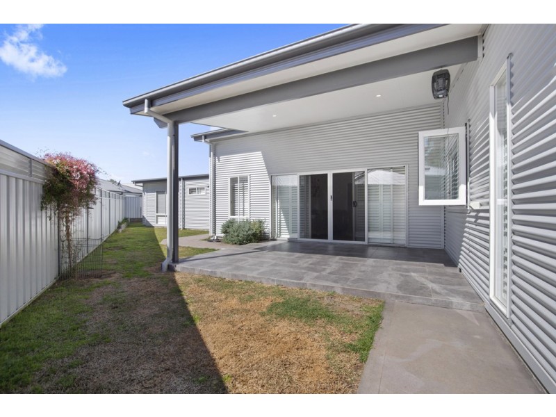 19 Martin Place, Broulee NSW 2537
