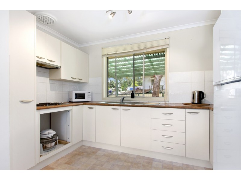 8 Queen Street, Mogo NSW 2536