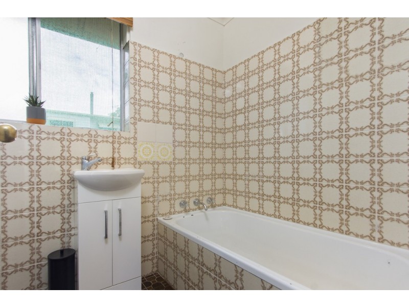 8 Queen Street, Mogo NSW 2536