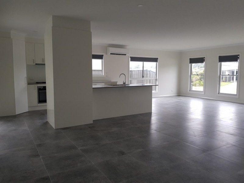 3 Gillan Grove, Broulee NSW 2537