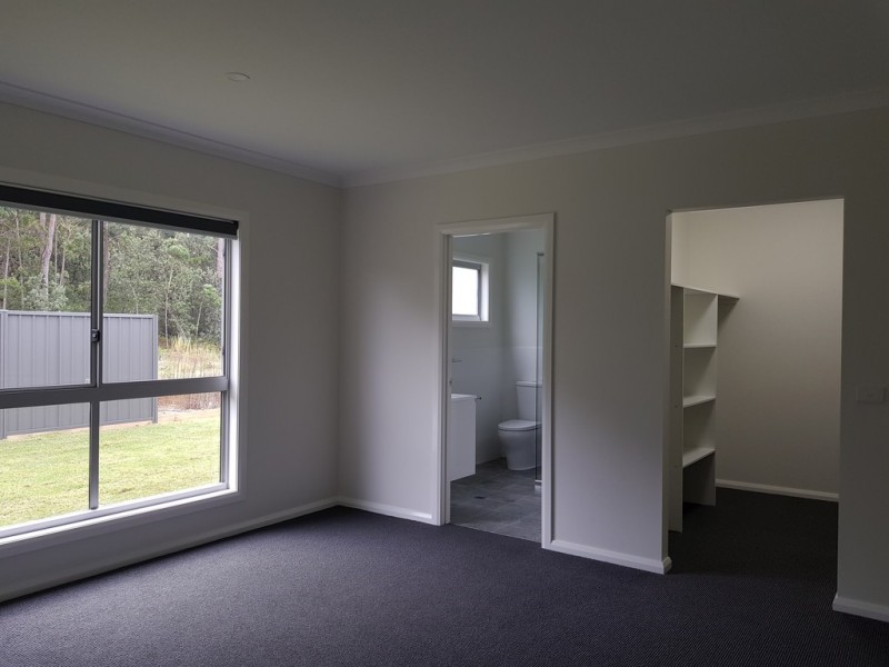 3 Gillan Grove, Broulee NSW 2537