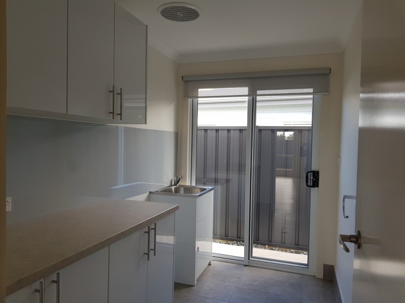 17 Gillan Grove, Broulee NSW 2537