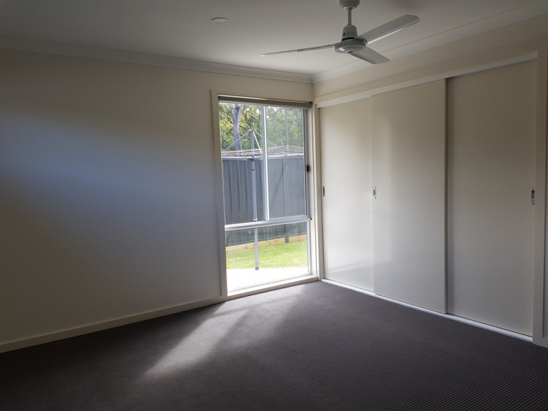 17 Gillan Grove, Broulee NSW 2537