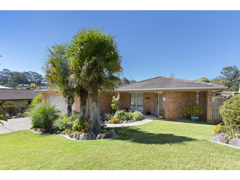 4 Crinum Place, Catalina NSW 2536