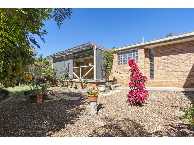 4 Crinum Place, Catalina NSW 2536