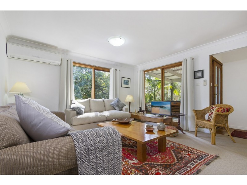 12 Candlagan Drive, Broulee NSW 2537