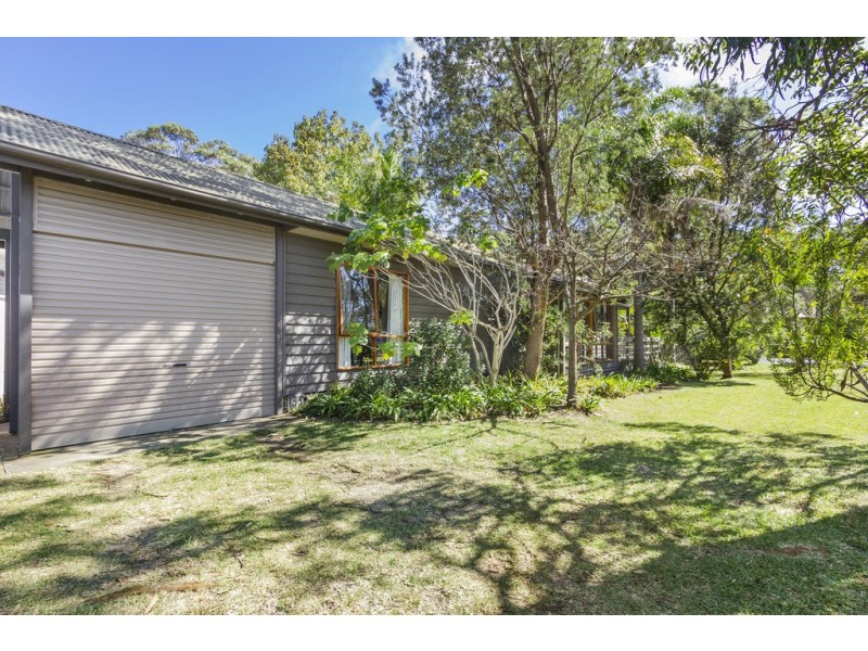 12 Candlagan Drive, Broulee NSW 2537