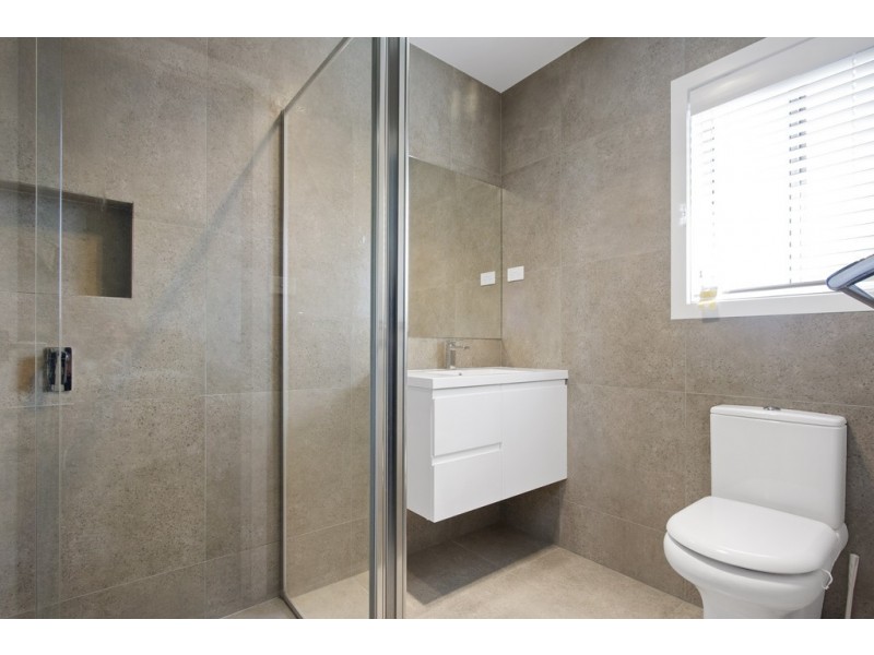 2 Caitlin Crescent, Broulee NSW 2537