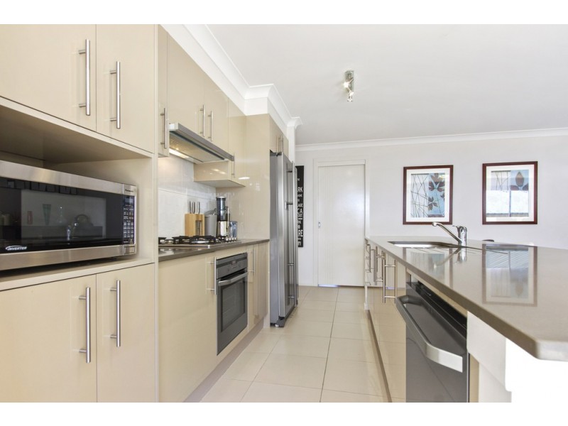 20 Freycinet Drive, Sunshine Bay NSW 2536