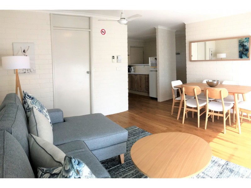 11/2-6 Matthew Parade, Batehaven NSW 2536
