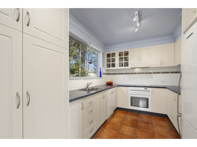 21 Pacific Street, Mossy Point NSW 2537