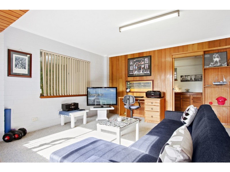 21 Pacific Street, Mossy Point NSW 2537