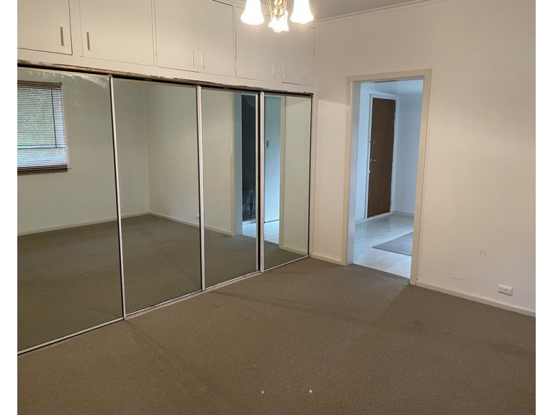 8 Shore Street, Moruya NSW 2537