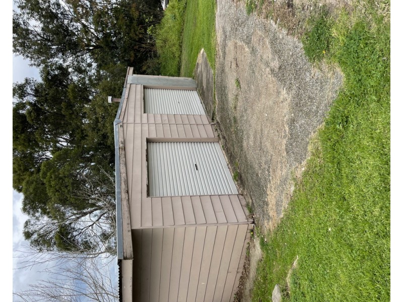 8 Shore Street, Moruya NSW 2537