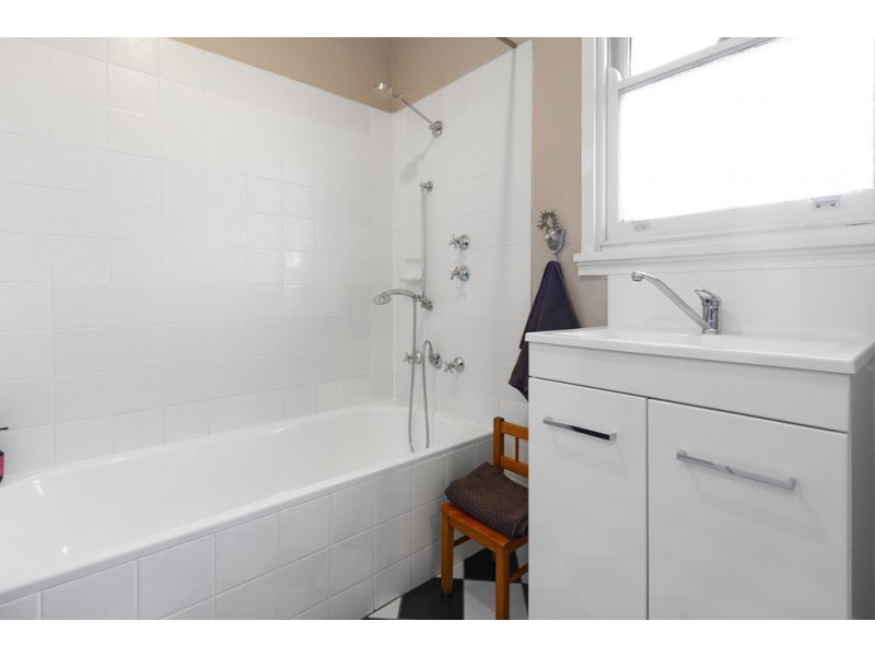 74 Ainslie Parade, Tomakin NSW 2537