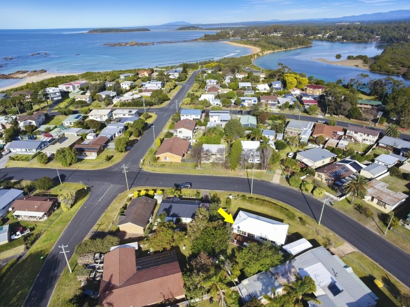 74 Ainslie Parade, Tomakin NSW 2537